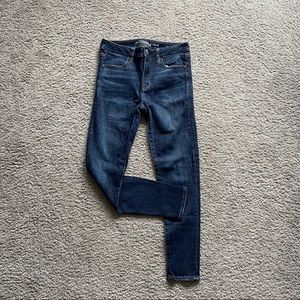 AE skinny jean—dark wash